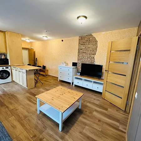 Rozu Namu Apartamenti 2 Kuldiga Exterior photo